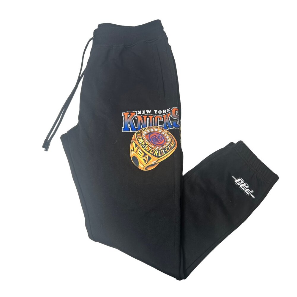 Pro Standard Men's Knicks Champ Ring Joggers – Black – Size L